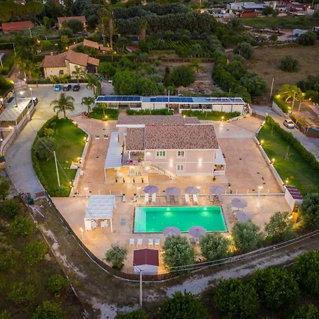 Tramonto Ibleo 阿沃拉