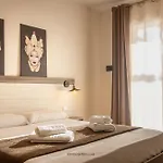 Tramonto Ibleo Oda ve Kahvaltı 4*