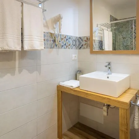 Tramonto Ibleo Bed and Breakfast 4*