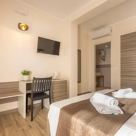 Bed & Breakfast Tramonto Ibleo 4*