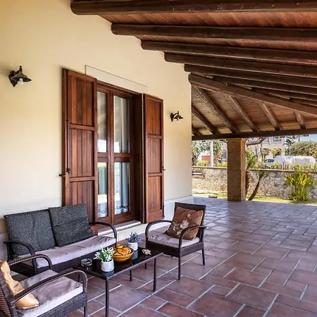 Bed & Breakfast Tramonto Ibleo 4*