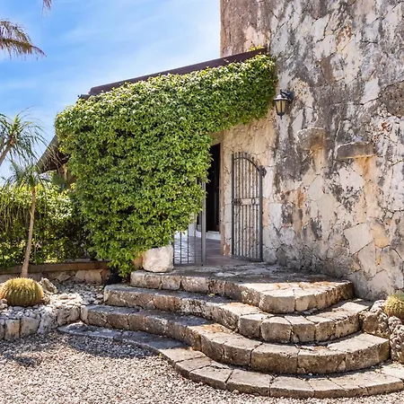 Tramonto Ibleo Bed & Breakfast 4*
