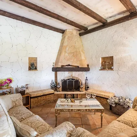 Tramonto Ibleo Bed & Breakfast 4*