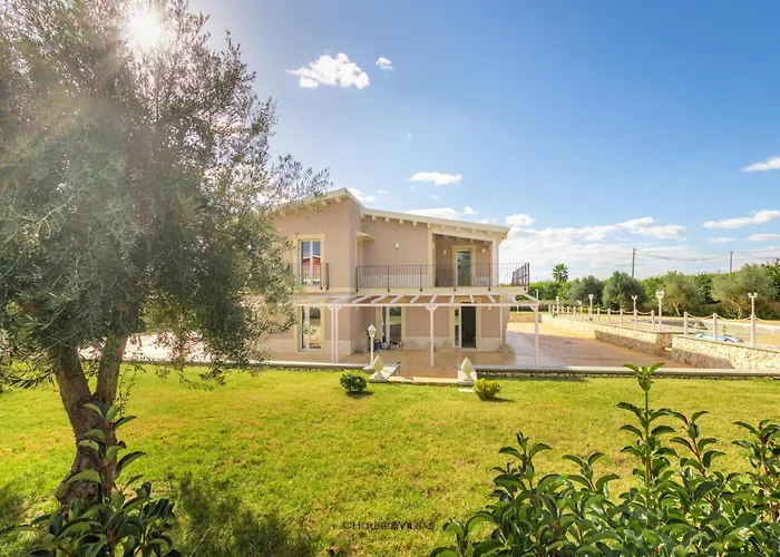 Bed and breakfast Tramonto Ibleo 4*