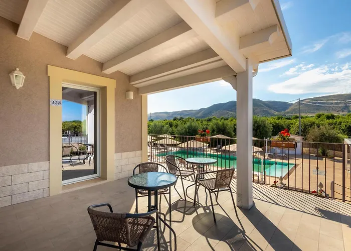 Bed and breakfast Tramonto Ibleo 4*